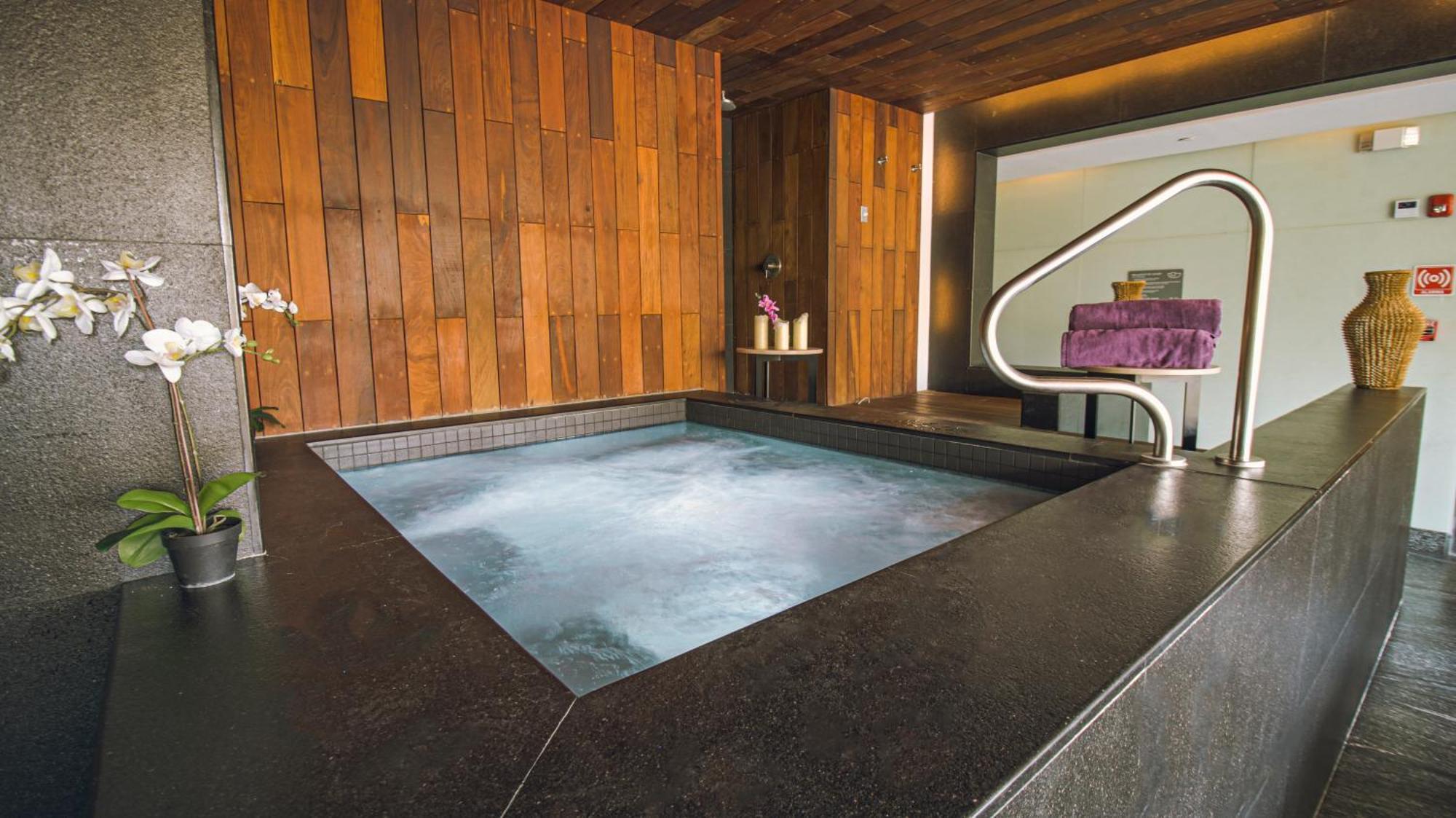Quartz Hotel & Spa Tijuana Exteriör bild